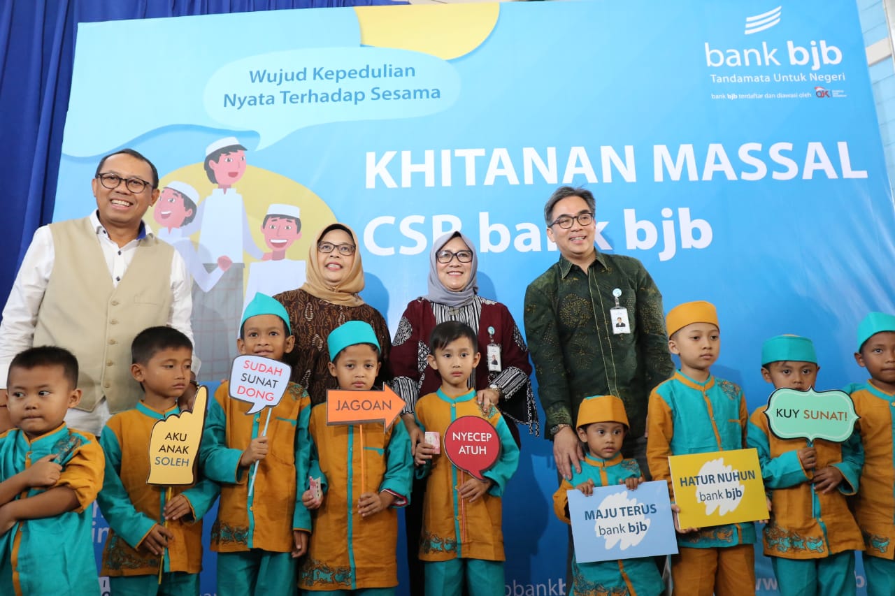 Acara Khitanan Massal CSR Bank BJB. 