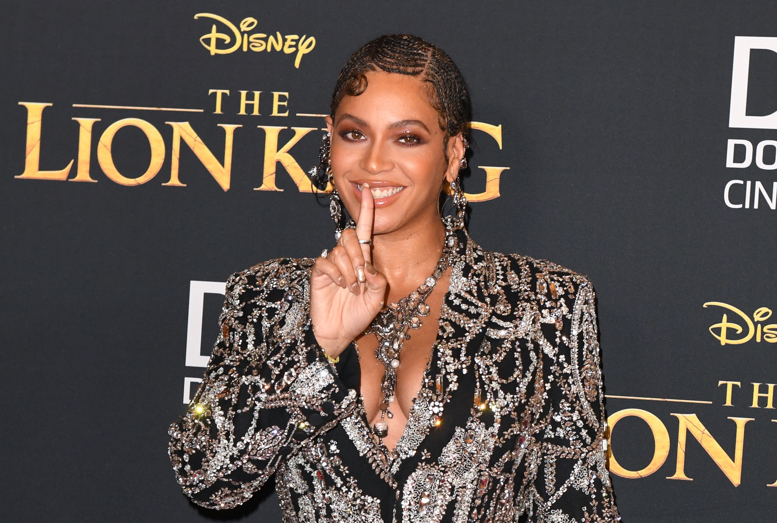 Beyonce yang mengisi suara Nala hadir dalam pemutaran perdana The Lion King di Hollywood