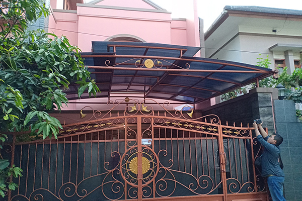 Rumah pribadi Sekda Jabar,  Iwa Karniwa