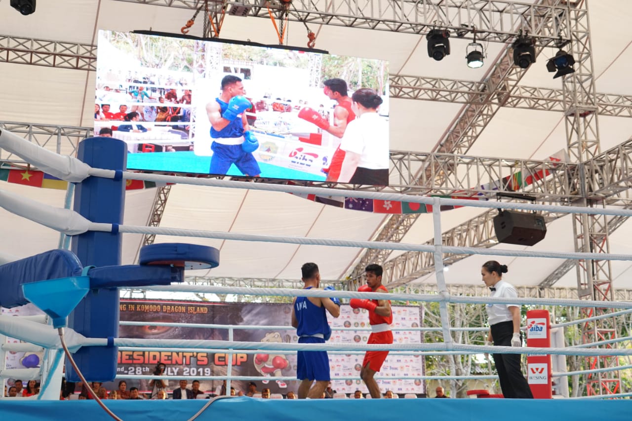 Hari ketiga International Boxing Tournament (IBT) 23rd President’s Cup 2019  yang digelar di Labuanbajo, Manggarai Barat, NTT, Senin (24/7).