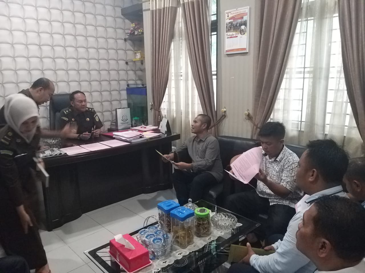 Penahanan 3 tersangka kasus  Korupsi Taman Rekreasi di Sumut