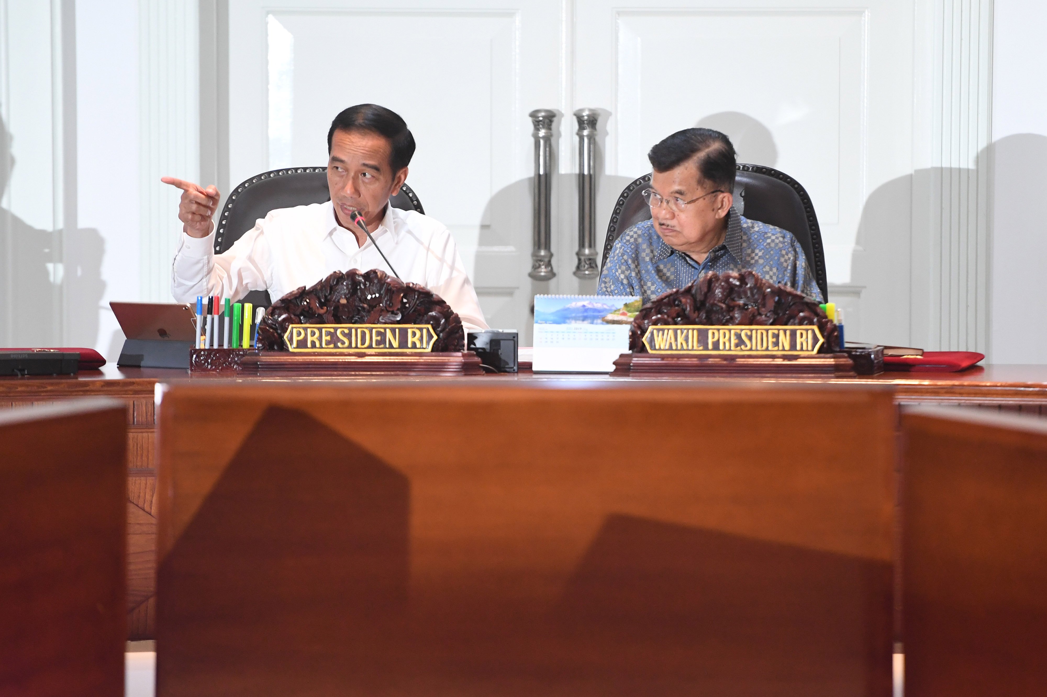 Presiden Petakan Soal Sampah bersama Menteri dan Kepala Daerah