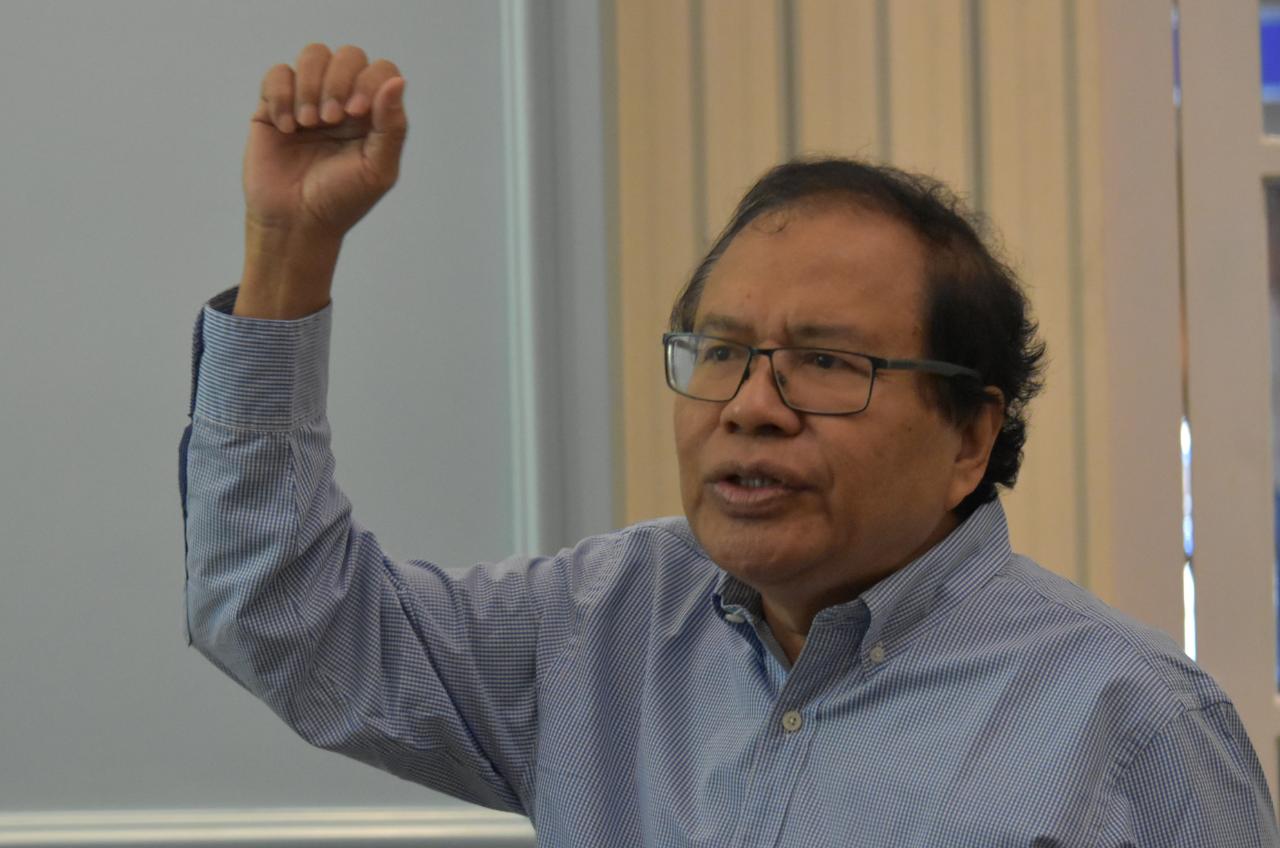 Ekonom yang juga mantan Menteri Koordinator Bidang Kemaritiman, Rizal Ramli.