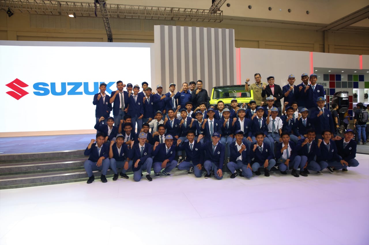 Suzuki Ulas Teknologi Jimny bersama Pelajar SMK Fadilah Utama