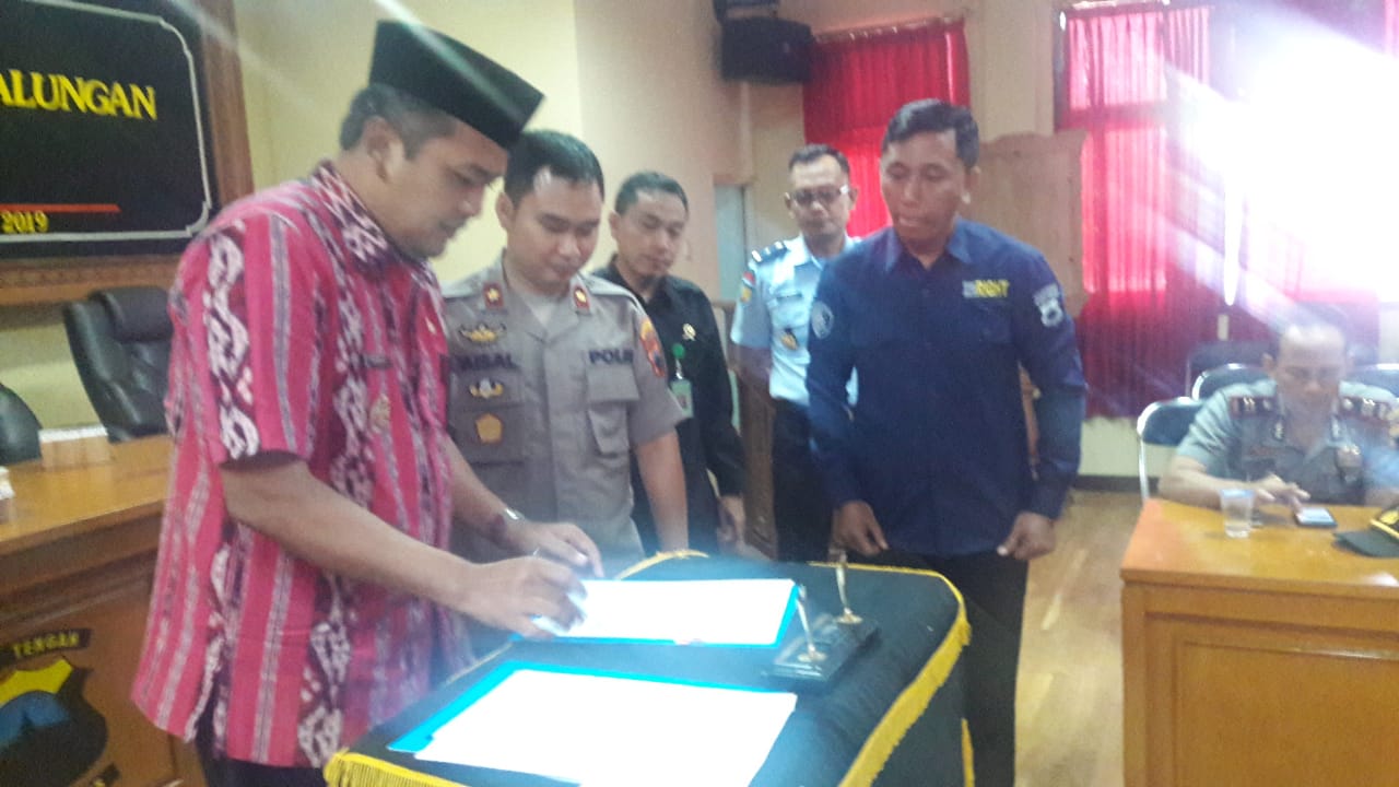 Polres Brebes luncurkan Program Integrated Criminal Justice System dan Program Aman, Terkendali, Layanan untuk Panjenengan. 