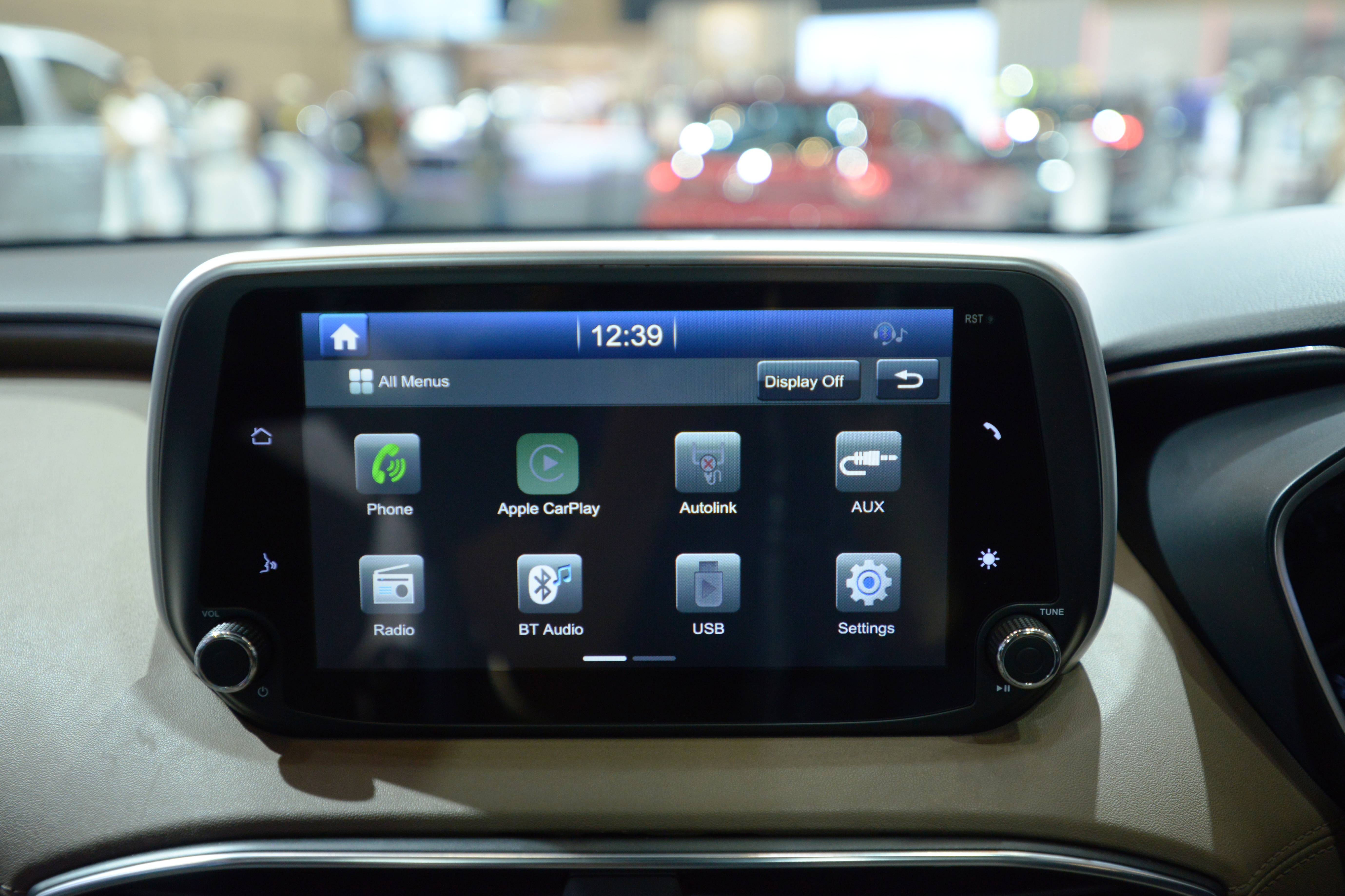 Head Unit New Santa Fe varian XG dan GLS