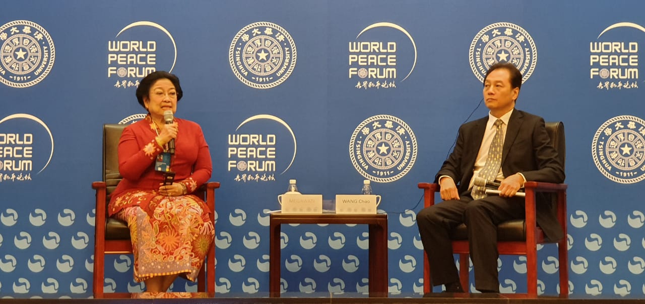 Presiden kelima RI Megawati berbicara di acara Forum Perdamaian Dunia (World Peace Forum) ke-8 yang diselenggarakan Tsinghua University.