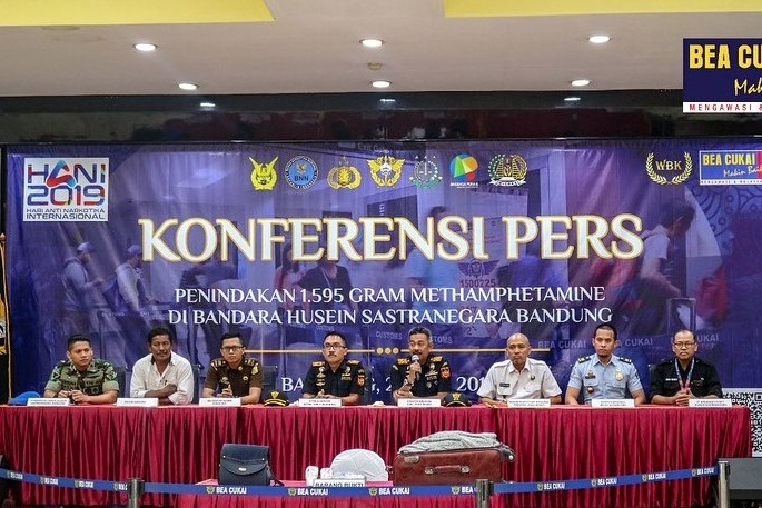 Bea Cukai Bandung Gagalkan Penyelundupan 1.595 Gram Sabu