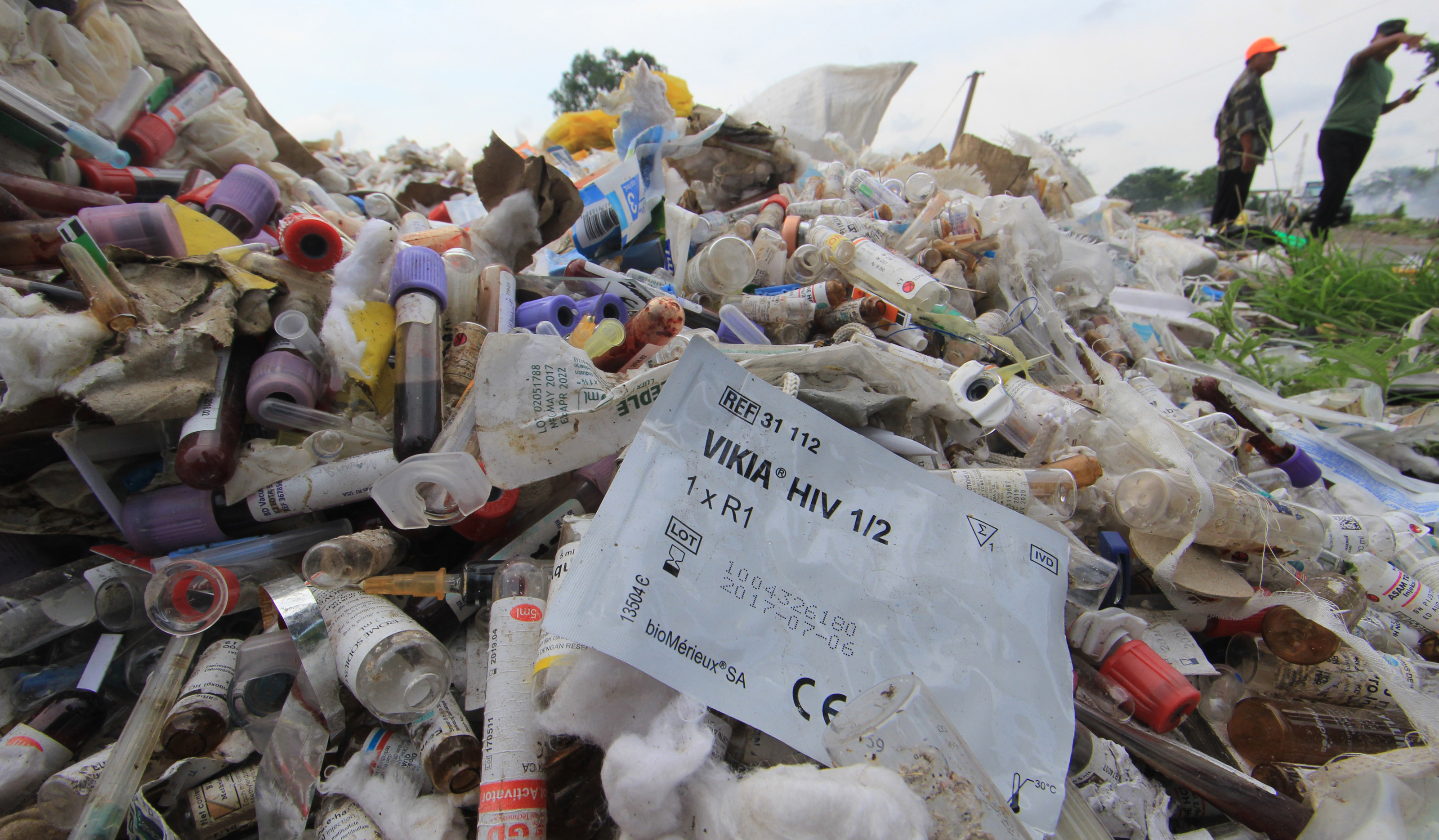 ilustarasi SAMPAH B3 LIMBAH MEDIS