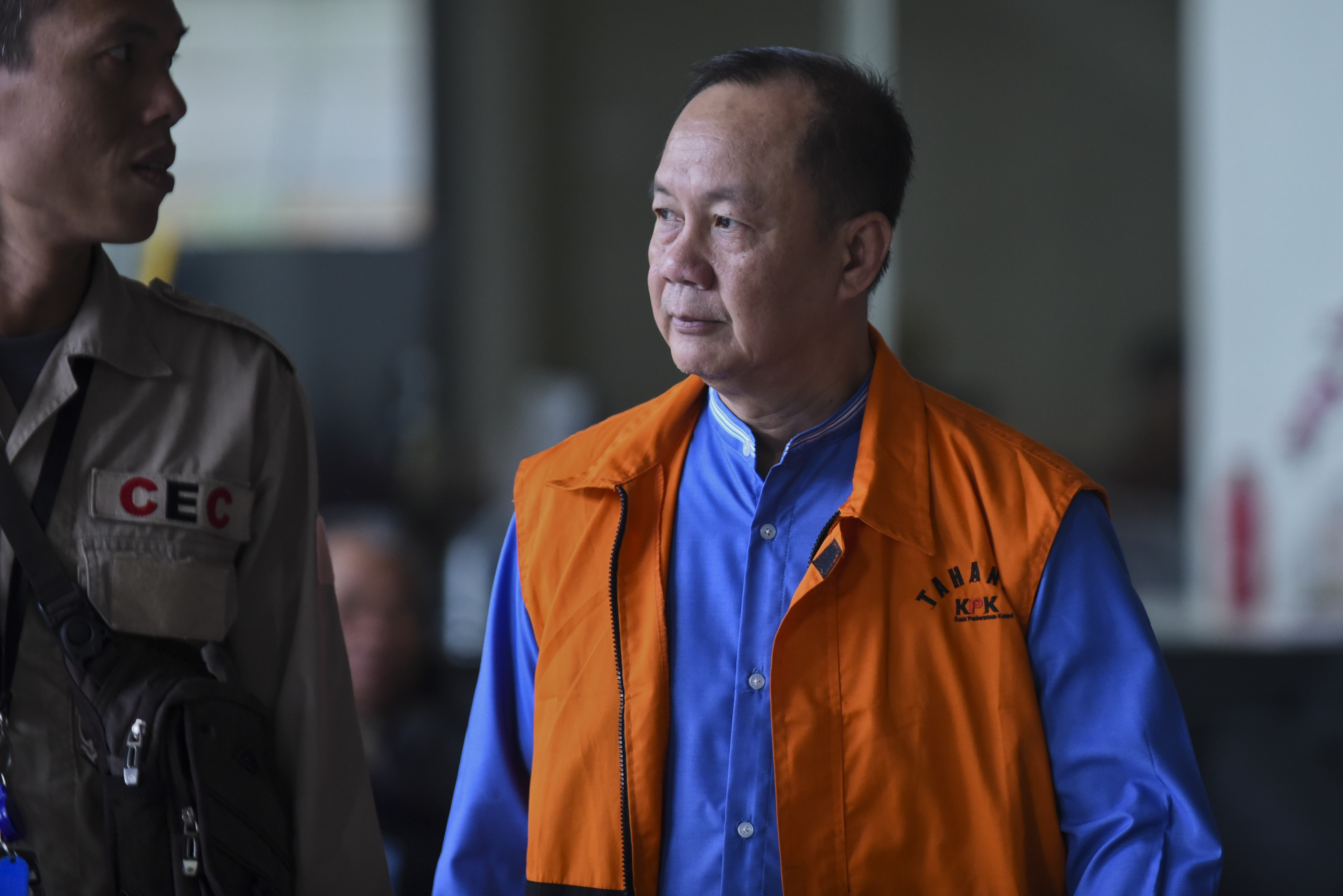 Mantan Kepala BPPN Syafruddin Asryad Tumenggungsaat menjalani pemeriksaan di KPK