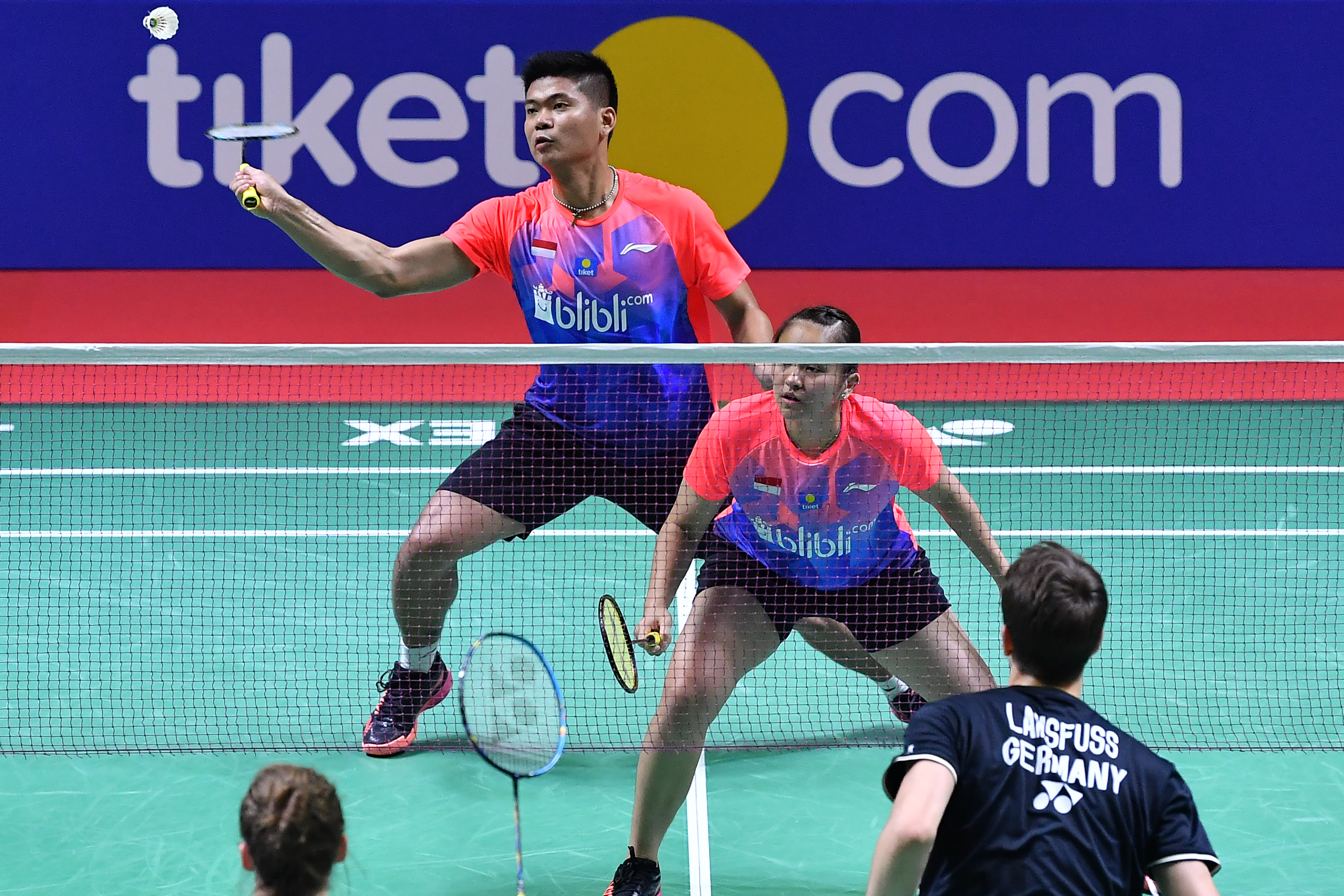 Aksi pasangan ganda campuran Indonesia Praveen Jordan/Melati Daeva Oktavianti.