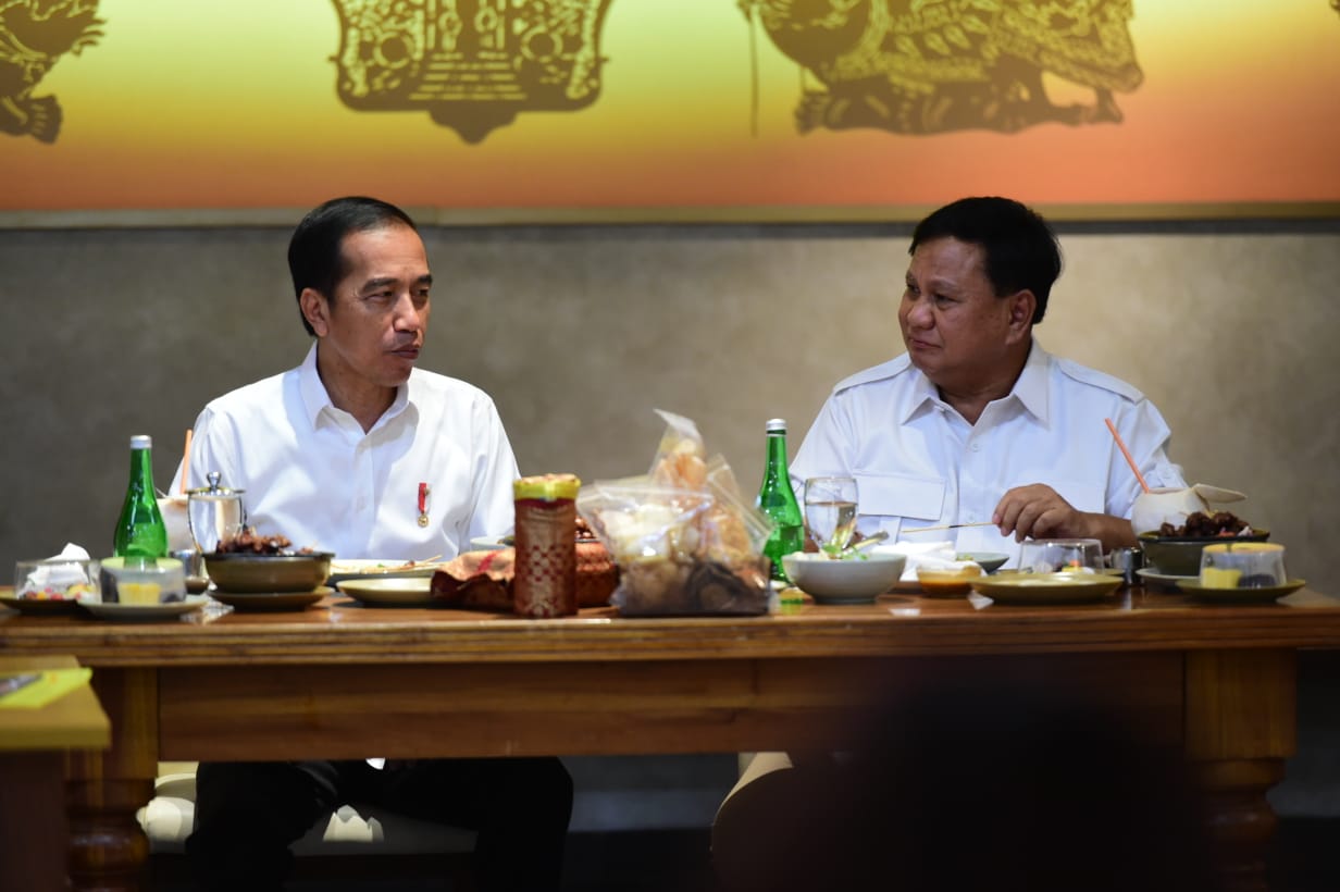 Joko Widodo dan Prabowo Subianto makan siang bersama