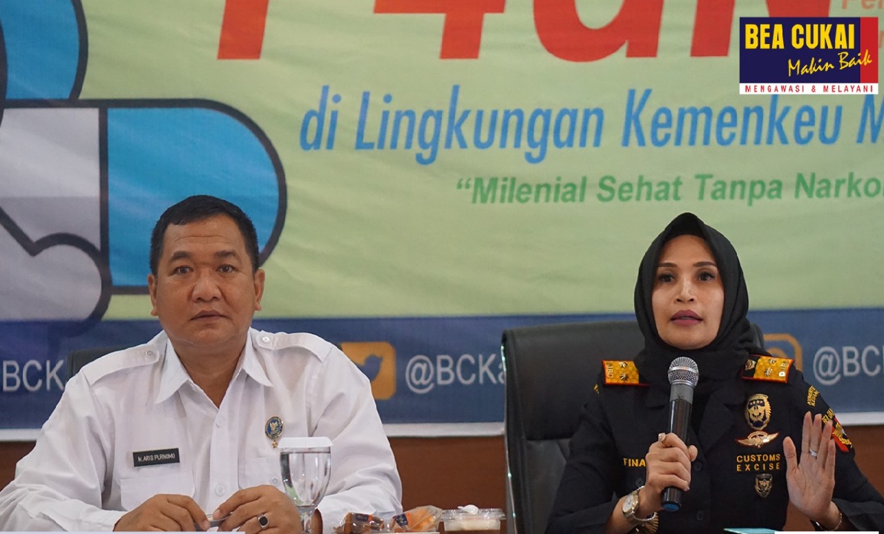 Sosialisasi Pencegahan Pemberantasan Penyalahgunaan Peredaran Gelap Narkotika (P4GN) di Aula Kantor Bea Cukai Maluku, Selasa (16/7).