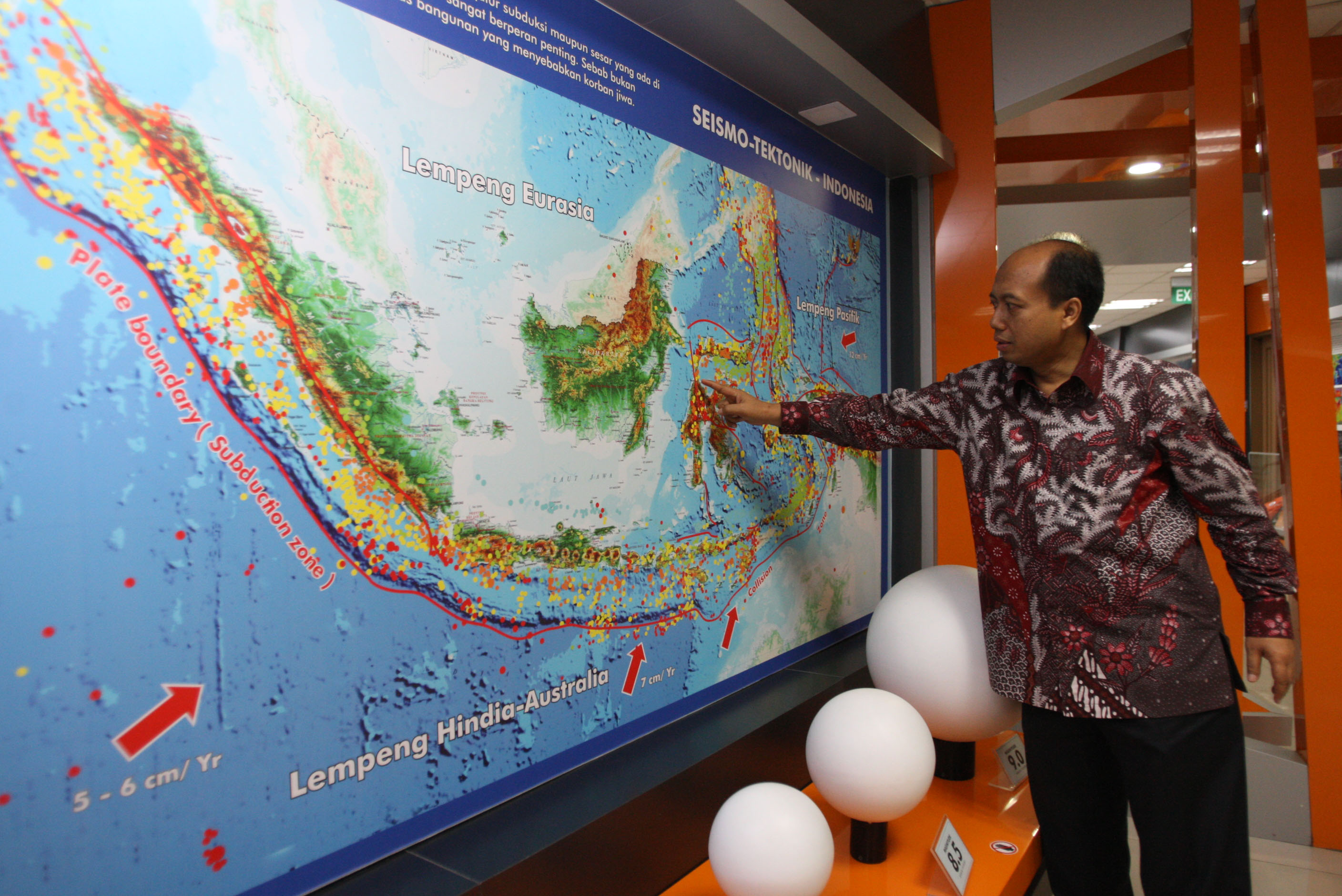 Kepala Pusat Data Informasi dan Humas Badan Nasional Penanggulangan Bencana (BNPB), Sutopo Purwo Nugroho