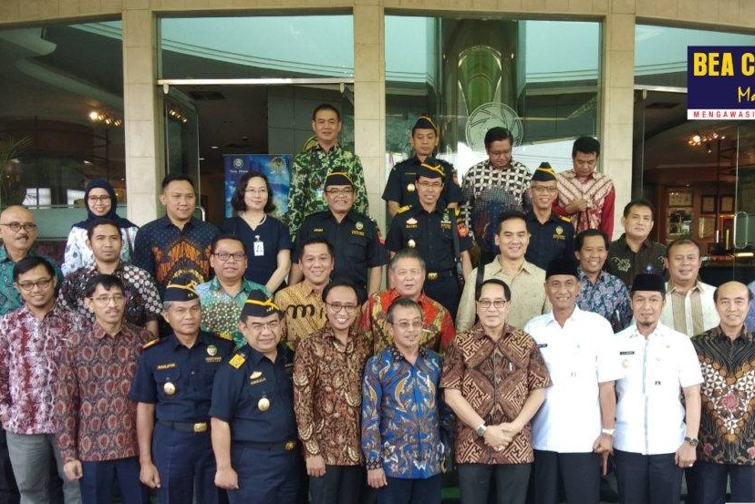 Kanwil Bea Cukai Jateng-DIY menerima Pansus RUU Pertembakauan.