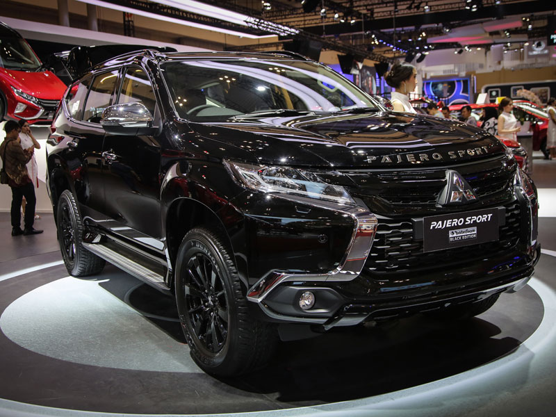 Mobil Pajero Sport Black Edition yang dipamerkan pada Gaikindo Indonesia International Auto Show (GIIAS) 2019, ICE BSD City, Tangerang.