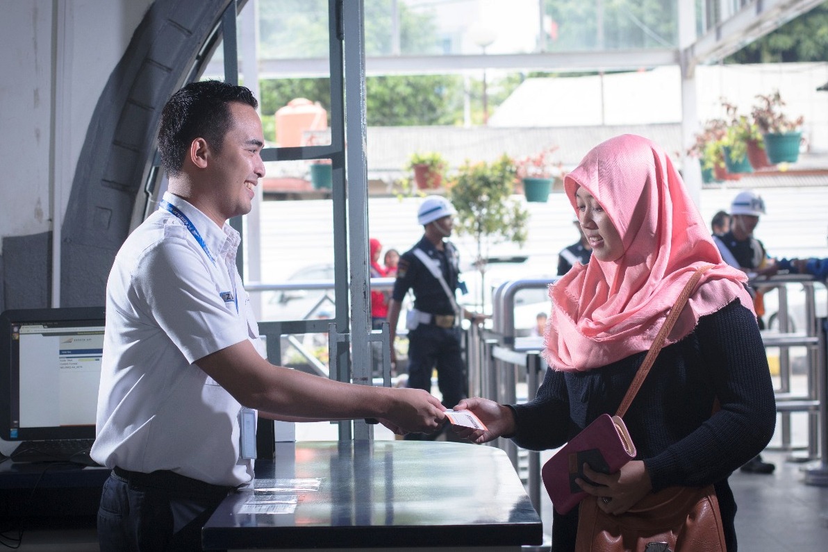 Jumlah penumpang makin bertambah jadi bukti masyarakat percaya PT KAI.