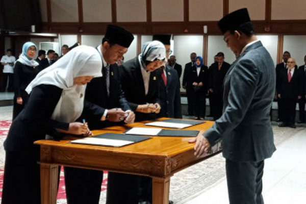 Gubernur Anies Rasyid Baswedan