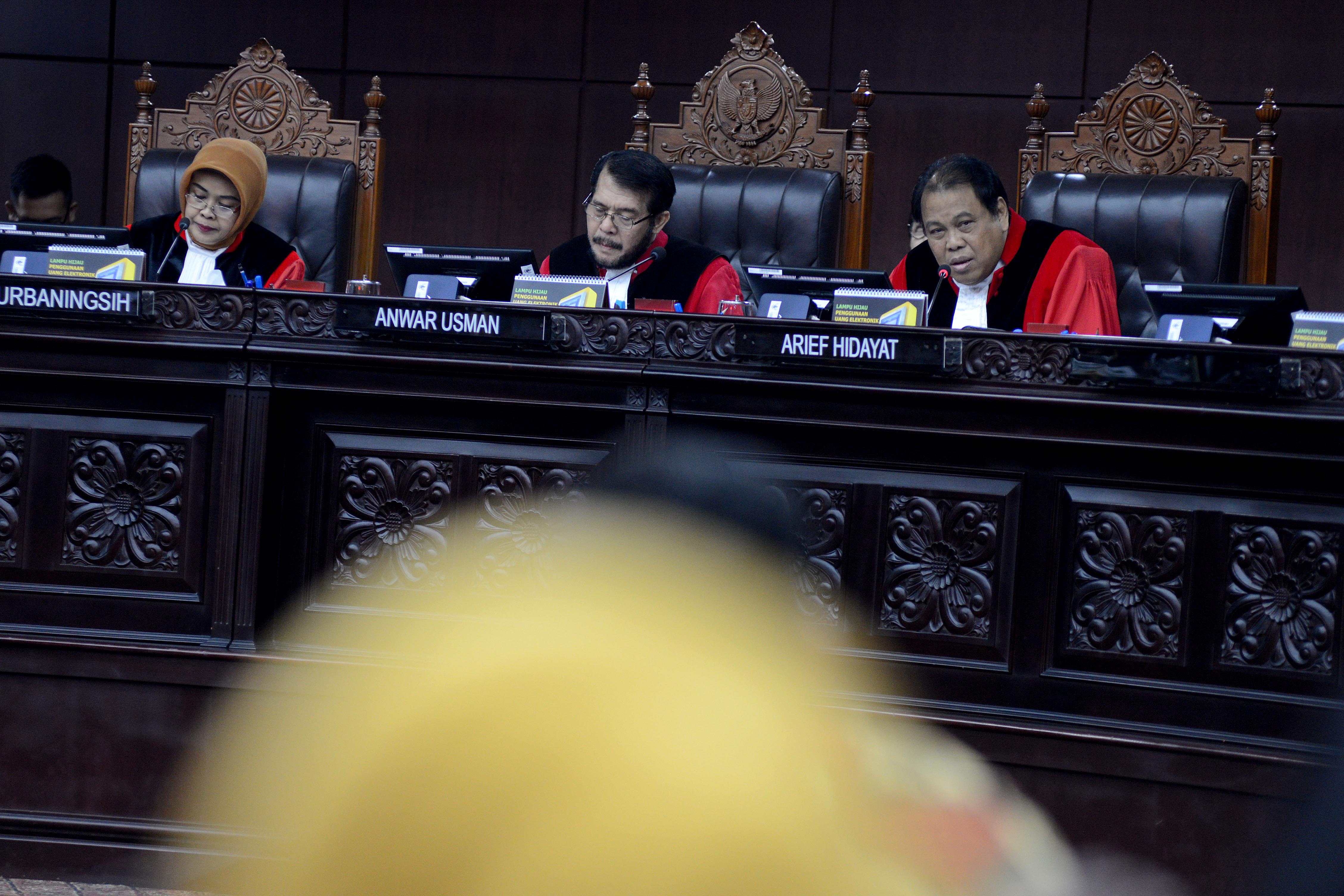 Sidang lanjutan perselisihan hasil pemilihan umum (PHPU) Legislatif di gedung Mahkamah Konstitusi (MK), Medan Merdeka Barat, Jakarta.