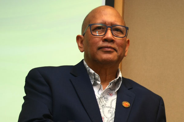 Ketua Umum Yayasan Kanker Indonesia (YKI) Aru Wisaksono Sudoyo 