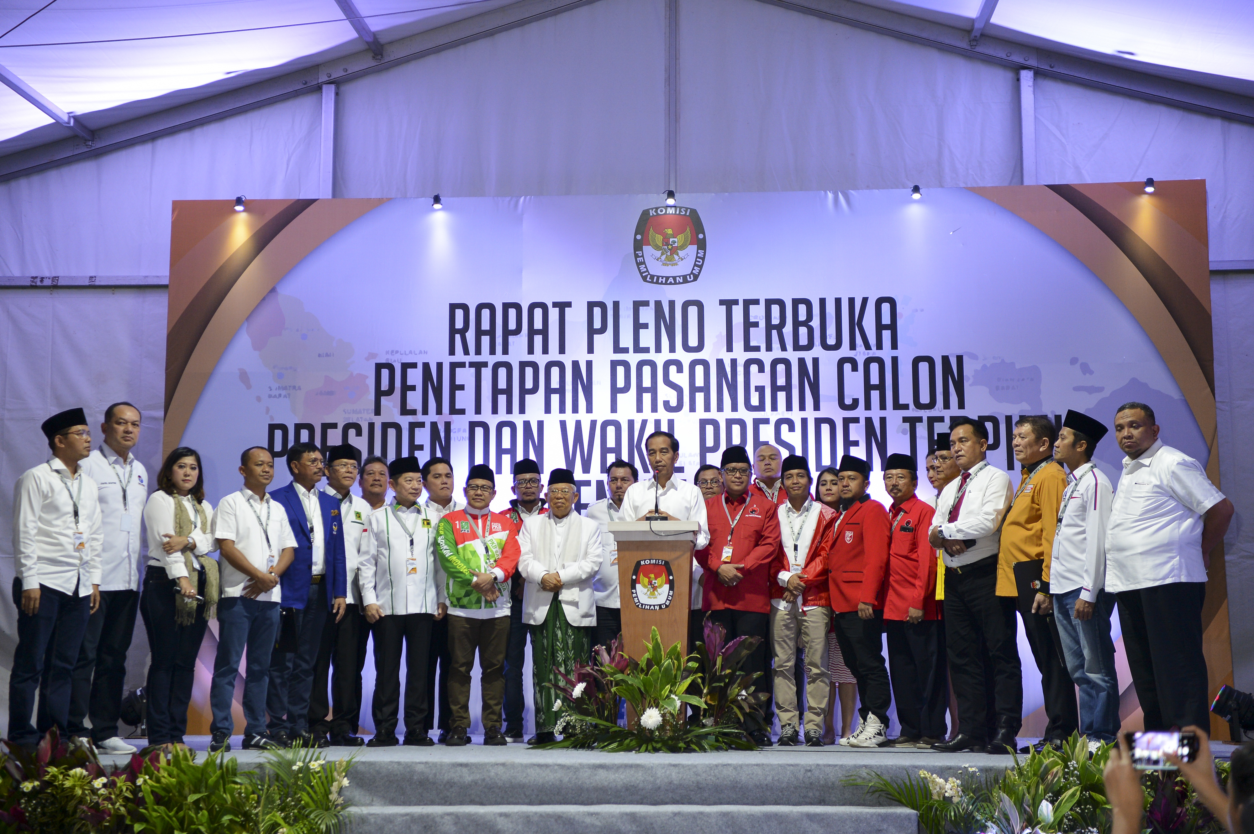 Capres Cawapres Terpilih Jokowi-Amin didampingi partai Koalisi Indonesia Kerja (KIK)