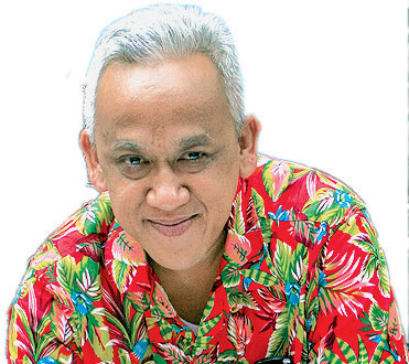   Direktur Utama Perum Jasa Tirta II (PJT II) U. SaefudIn Noer