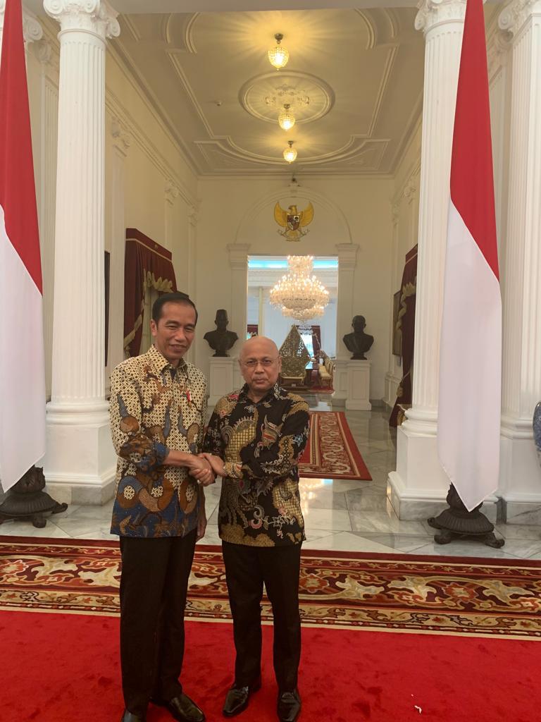 Ketua Umum ReJo Hm Darmizal bersama dengan Presiden Joko Widodo