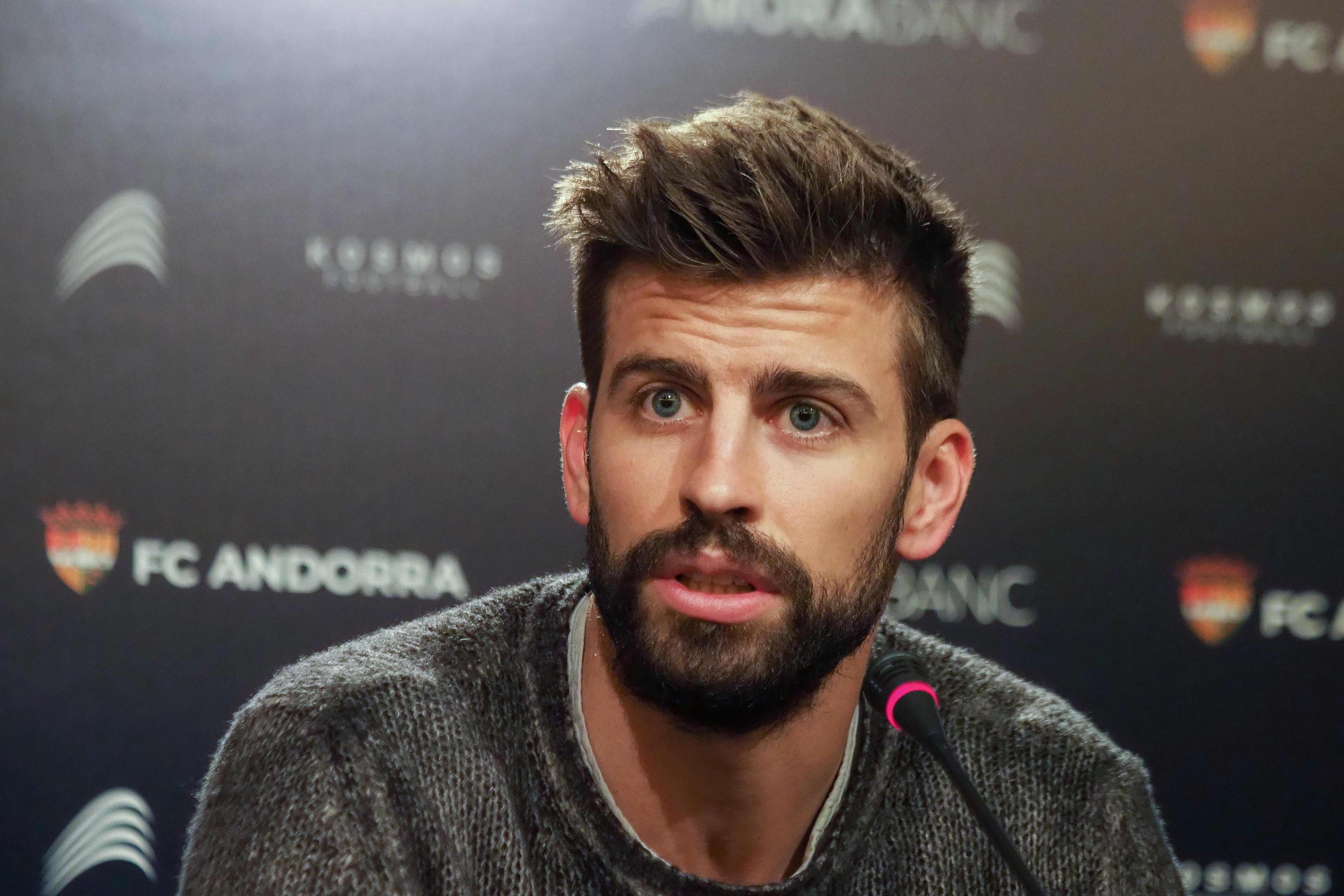 Bek Barcelona asal Spanyol Gerard Pique