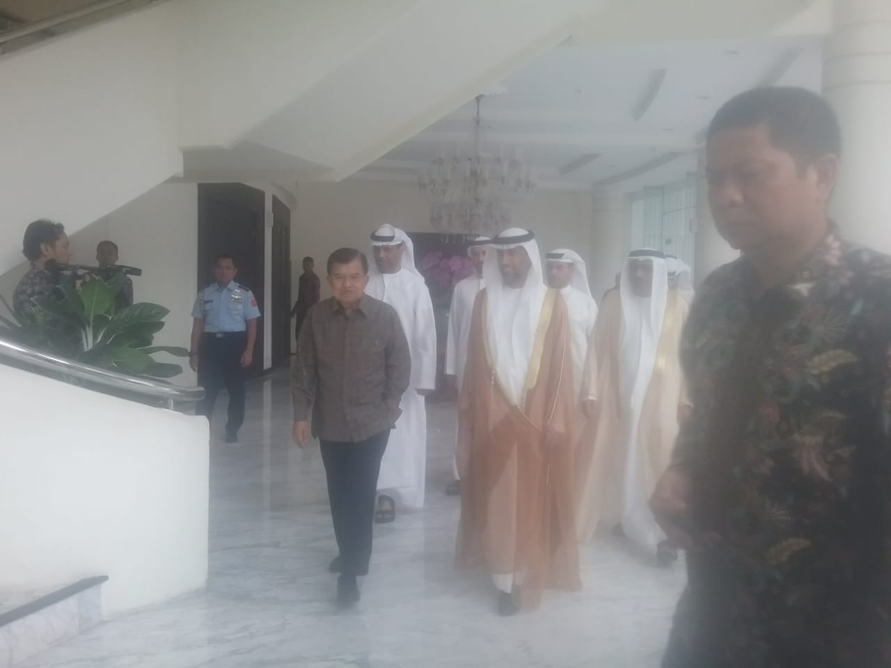 Wapres JK menerima kunjungan Menteri Energi dan Industri Uni Emirat Arab (UEA) Suhail Mohamed Al Mazrouei