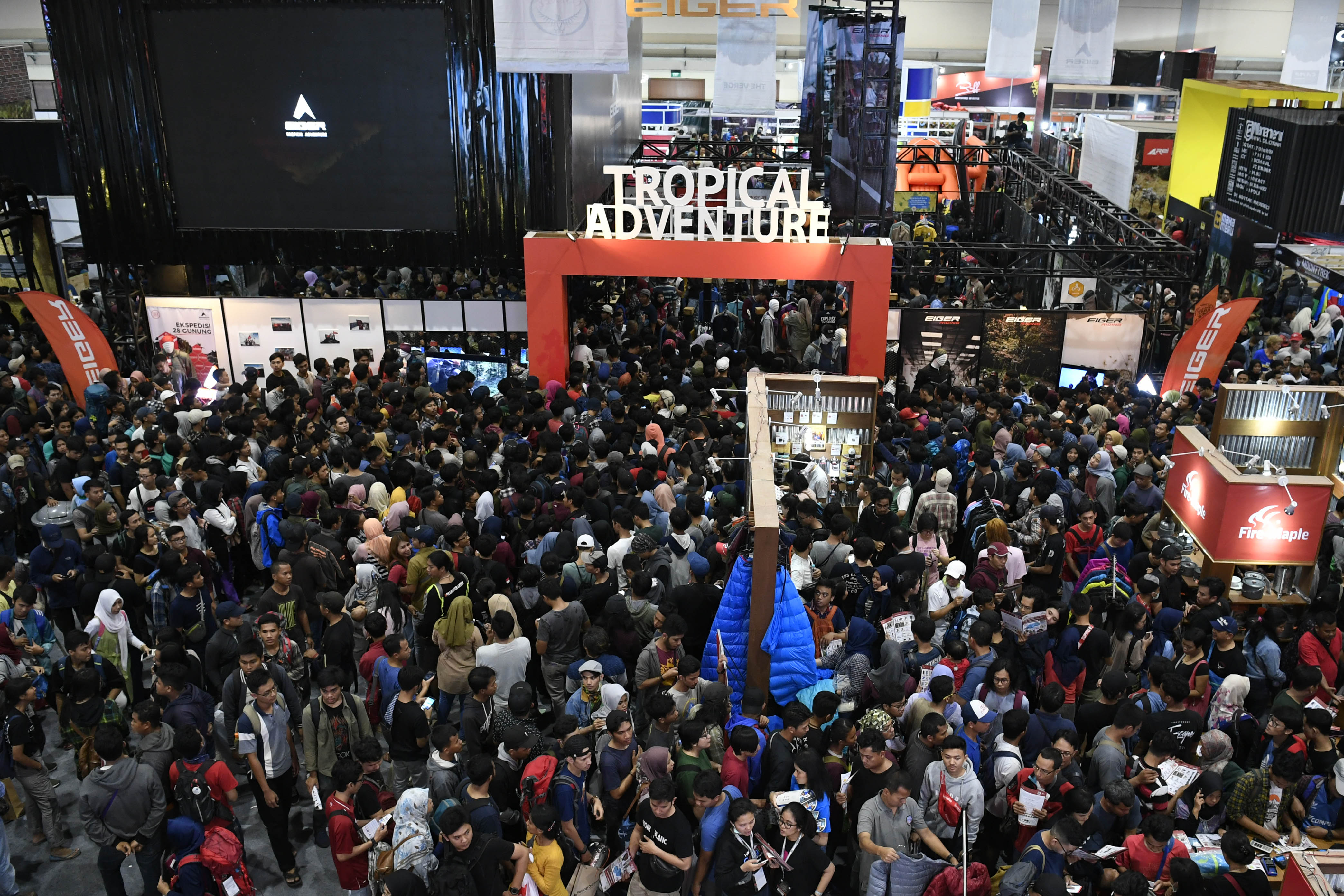 Pengunjung memadati ruang pameran Indofest 2019,, Maret lalu