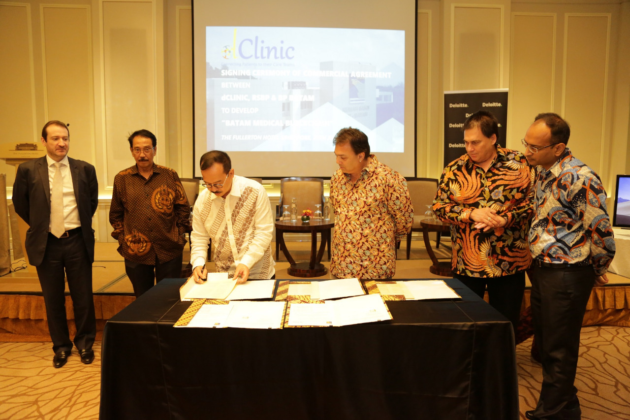 Penandatangan proyek Medical Blockchain Batam.   