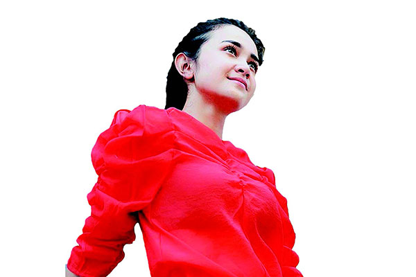  Pemeran film London Love Story 2, Michelle Ziudith