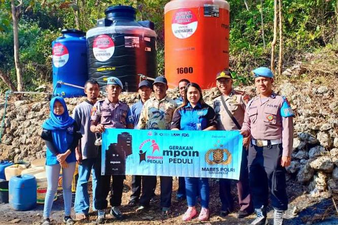 Bakti sosial Bhayangkara Mabes Polri bersama Mpoin Peduli