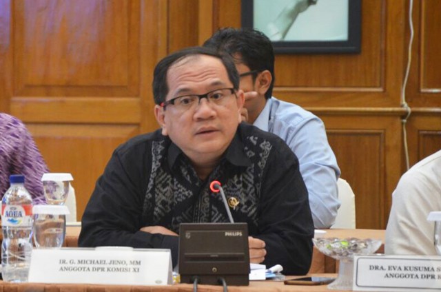  Anggota Komisi XI DPR RI Michael Jeno.