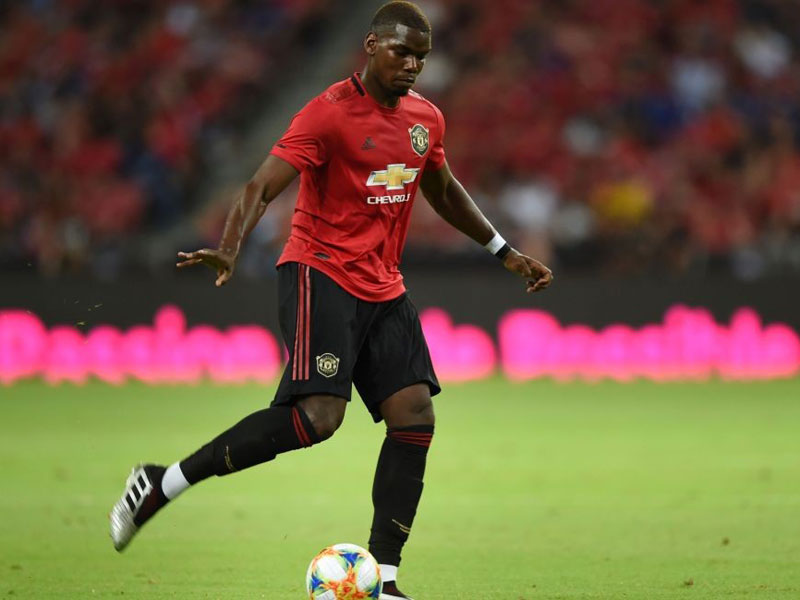 Pemain tengah MU Paul Pogba.