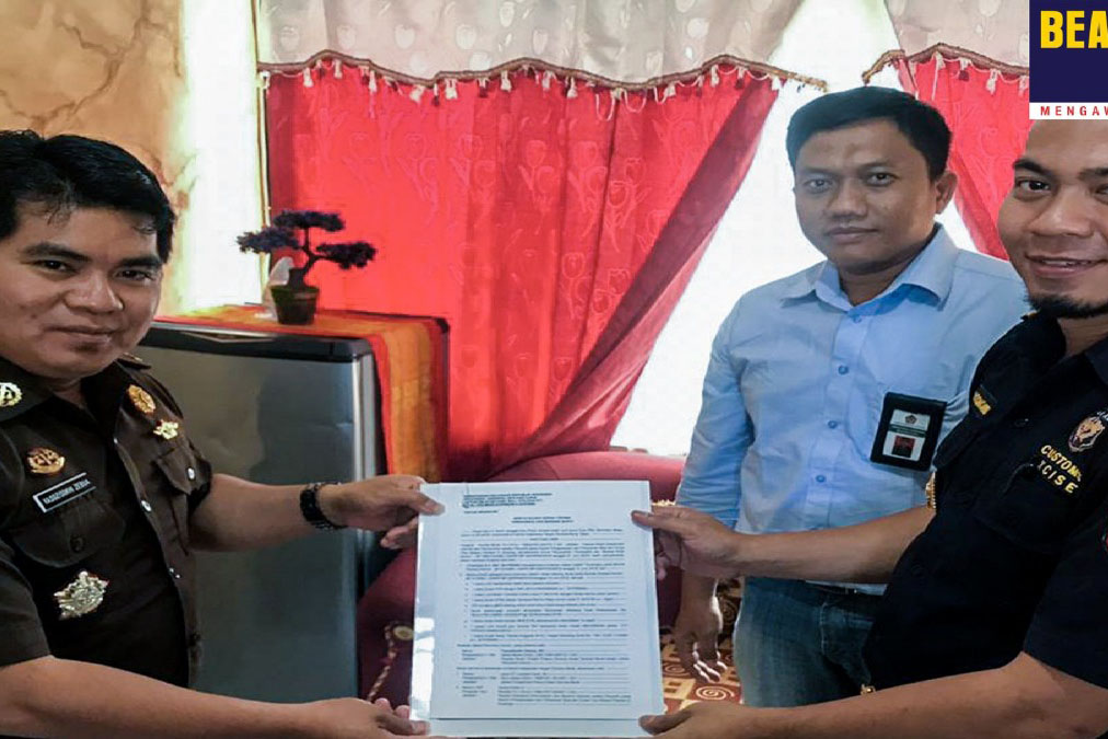 Pihak Kejaksaan menerima berkas pidana rokok tanpa cukai.