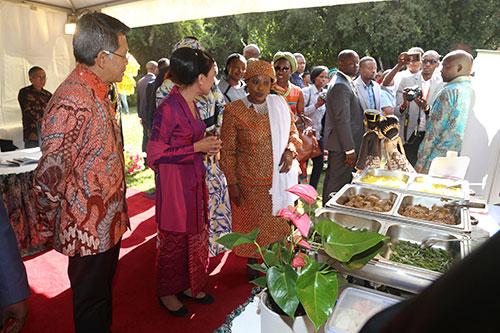 Acara kuliner bertajuk Zim Food & Cultural Festival yang diselenggarakan Zimbabwe Tourism Agency dan Angel of Hope Foundation.