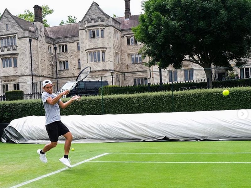 Christopher Rungkat berlatih menjelang tampil di Wimbledon.