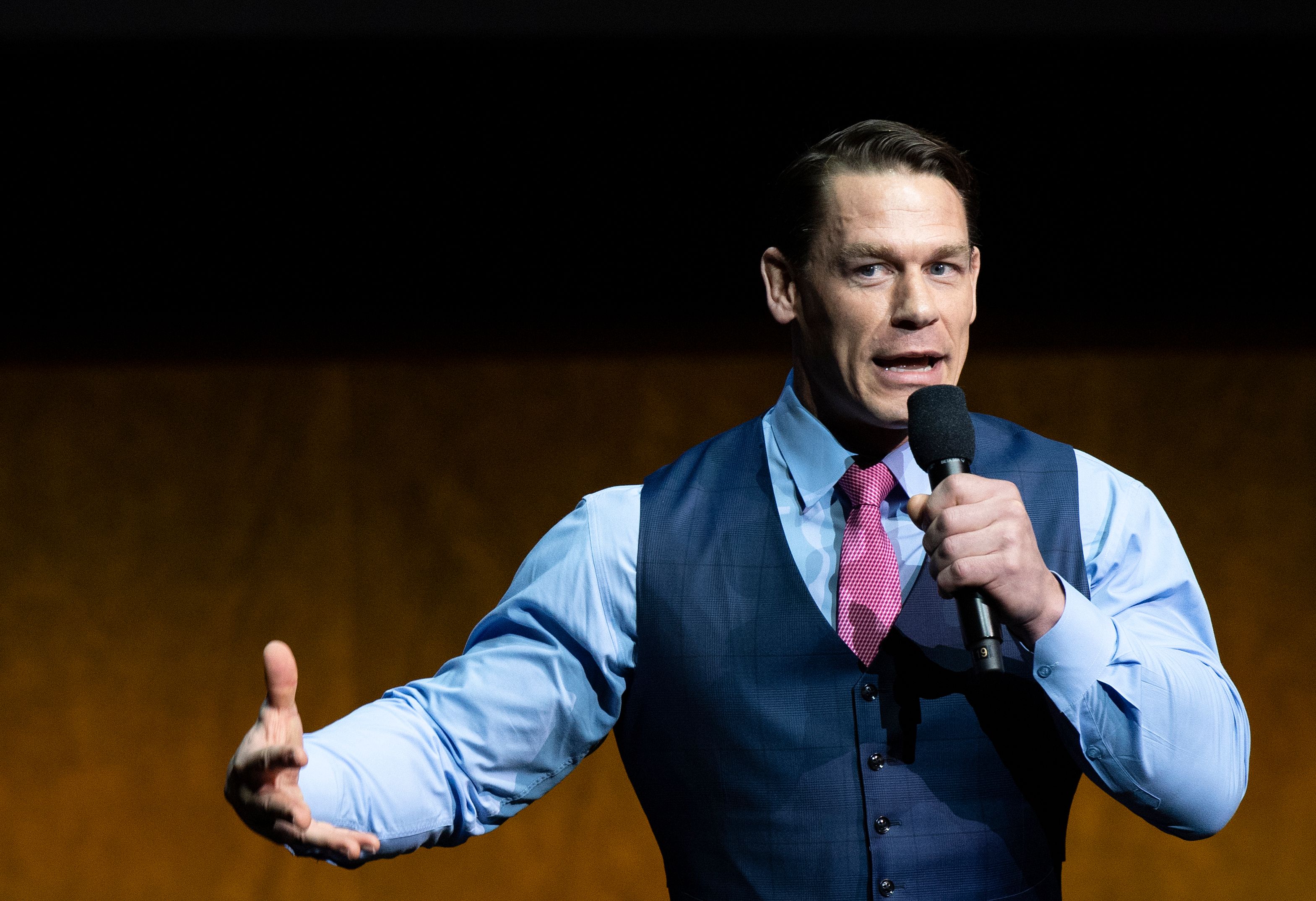 Pegulat sekaligus aktor John Cena