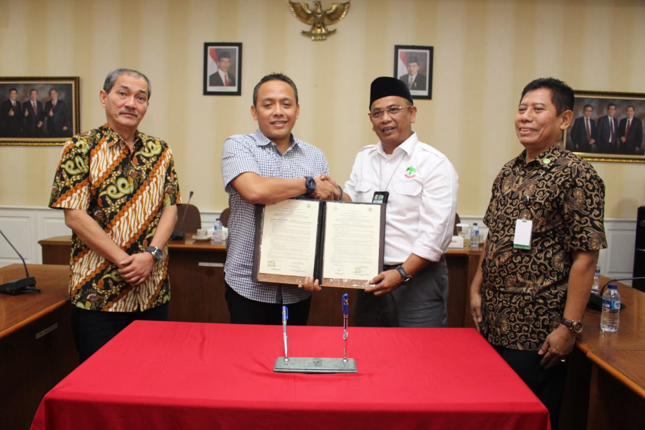 Kerja sama PTPN V dengan APKASINDO