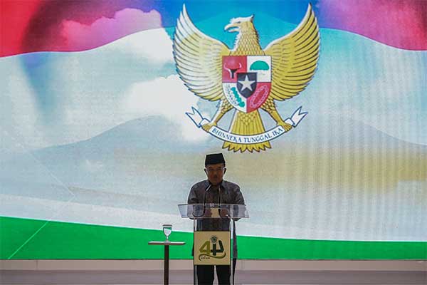 Wakil Presiden Jusuf Kalla menyampaikan sambutan saat Tasyakur Milad 44 Majelis Ulama Indonesia di Jakarta, Sabtu (27/7/2019).