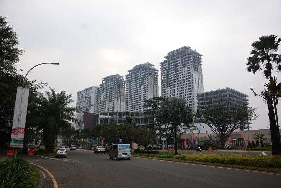 Progres pembangunan apartemen Opus Park di Sentul City 