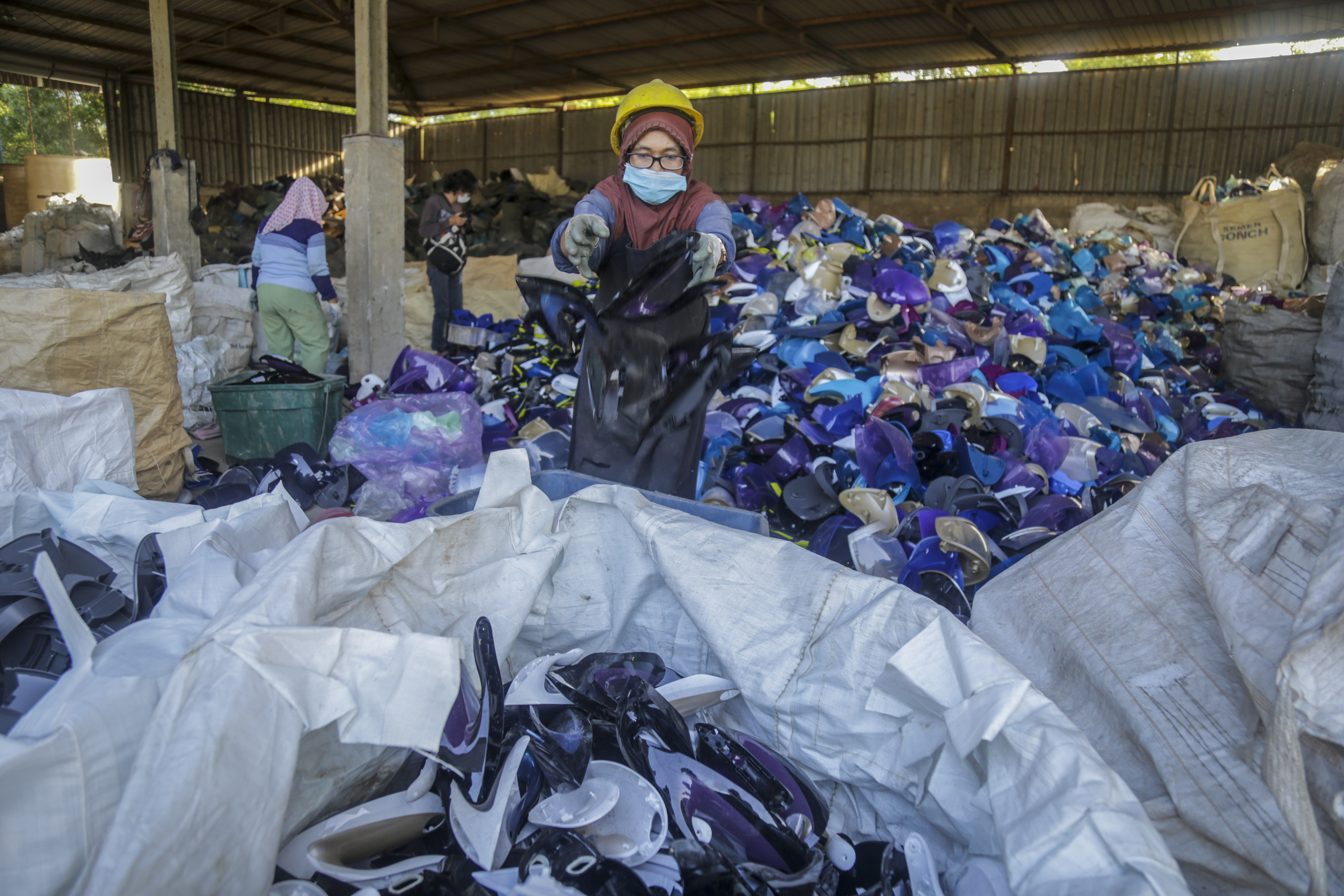 Masyarakat Harus Terbiasa Kurangi dan Pilah Sampah