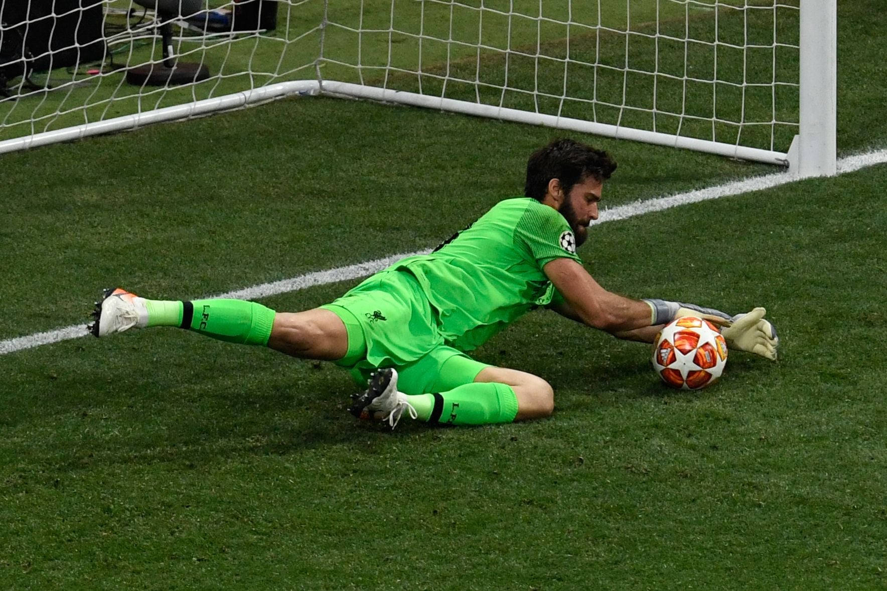 Alisson Becker