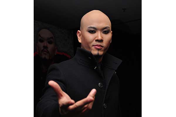 Deddy Corbuzier: Pesulap dan selebritas Indonesia