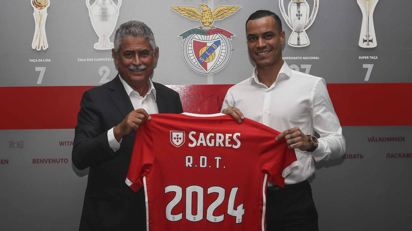 Benfica Datangkan Raul de Tomas dari Real Madrid