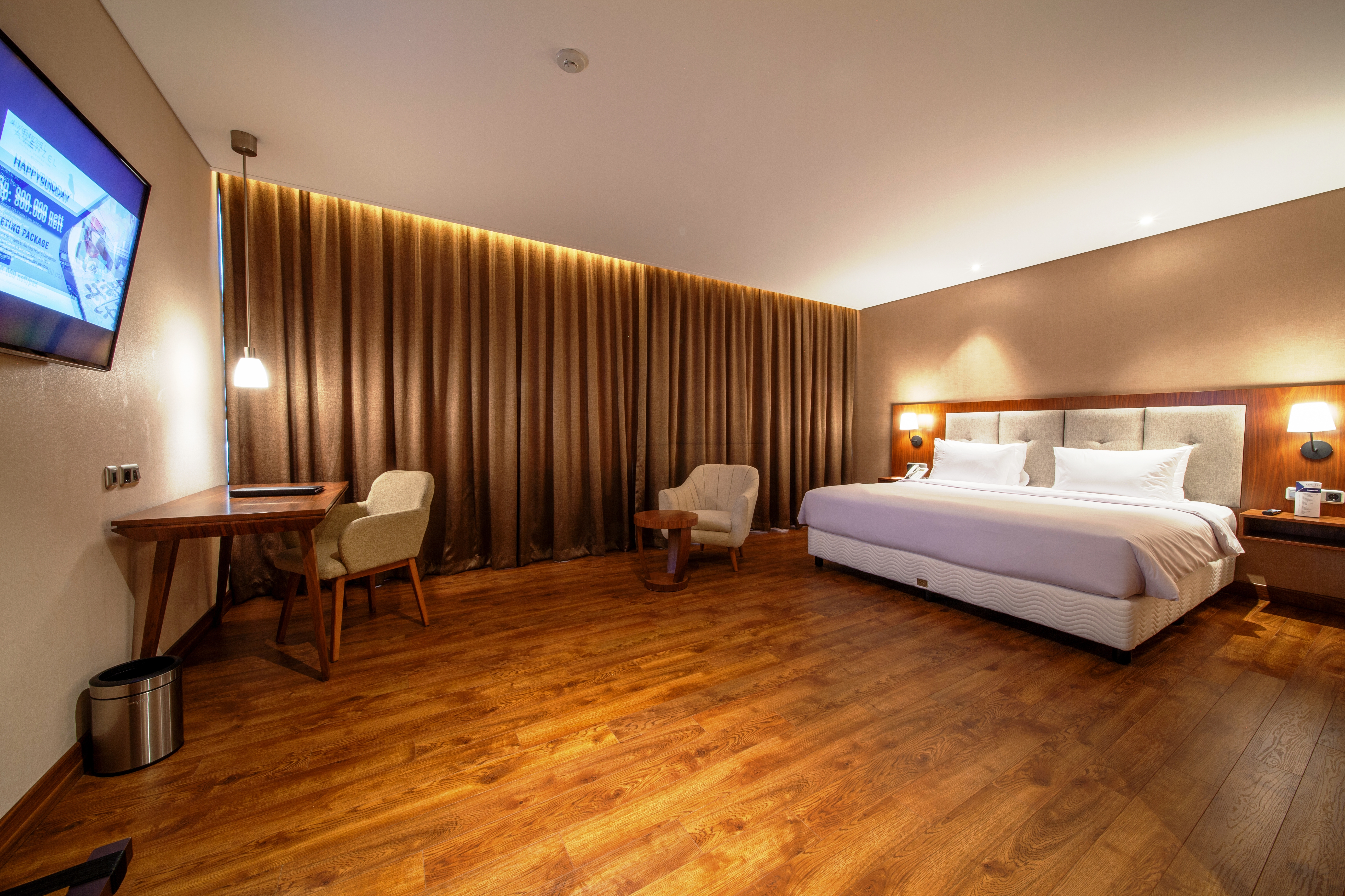 Deluxe Room di Avenzel Hotel and Convention.