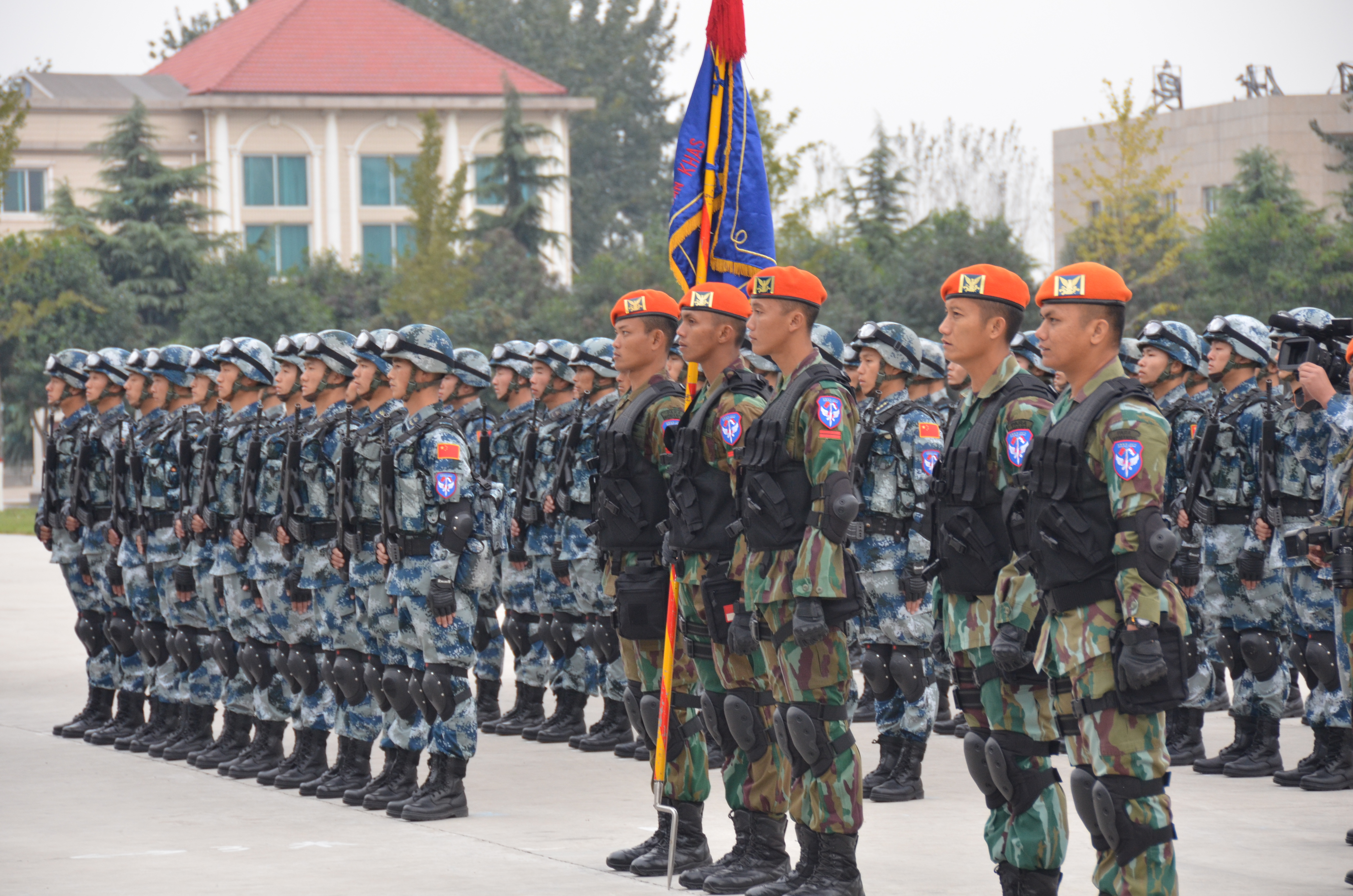 LATIHAN BERSAMA TENTARA PEMBEBASAN RAKYAT TIONGKOK
