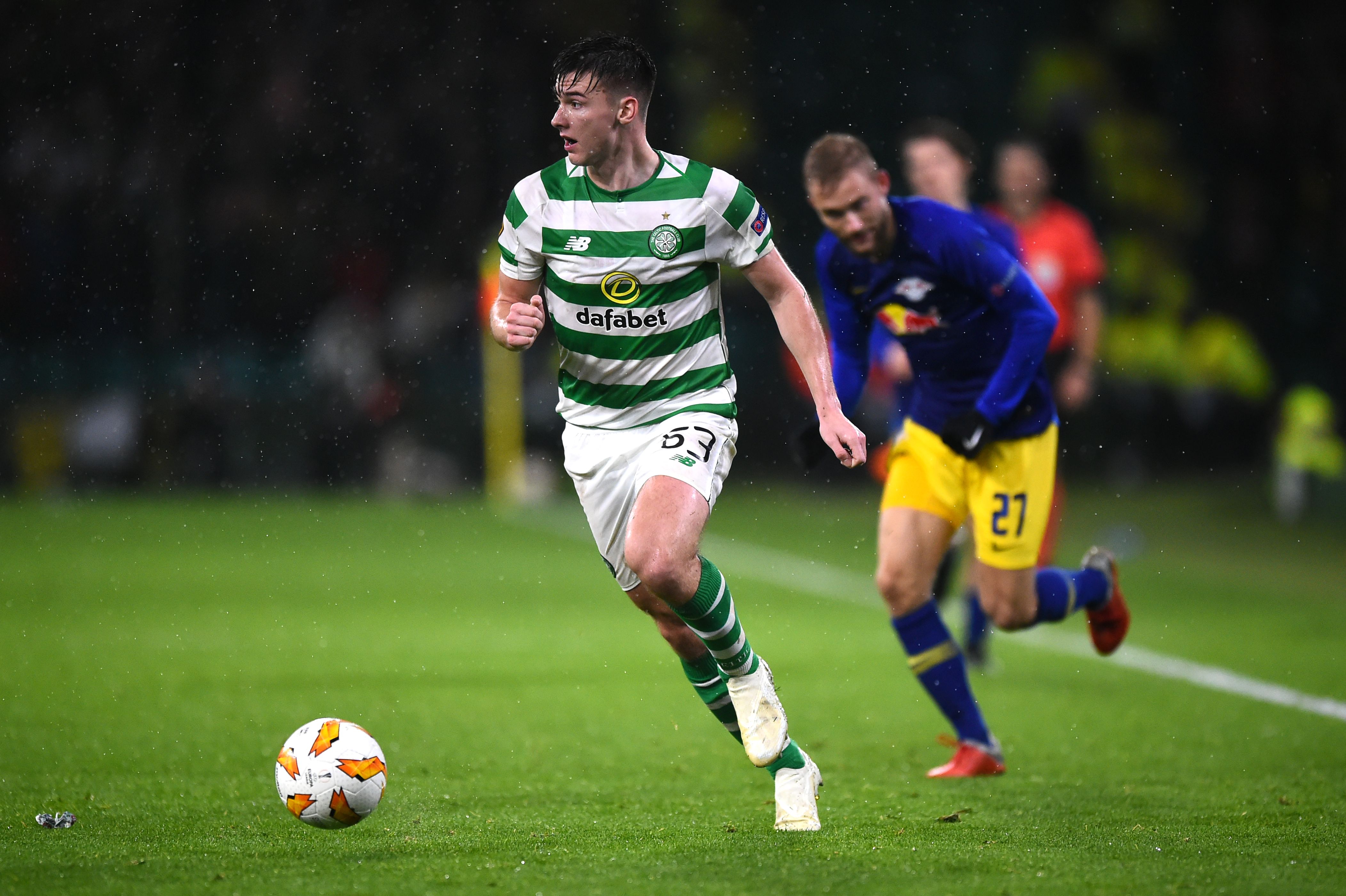  Bek kiri Celtic, Kieran Tierney ditawar Arsenal dengan nilai  £ 25 juta.