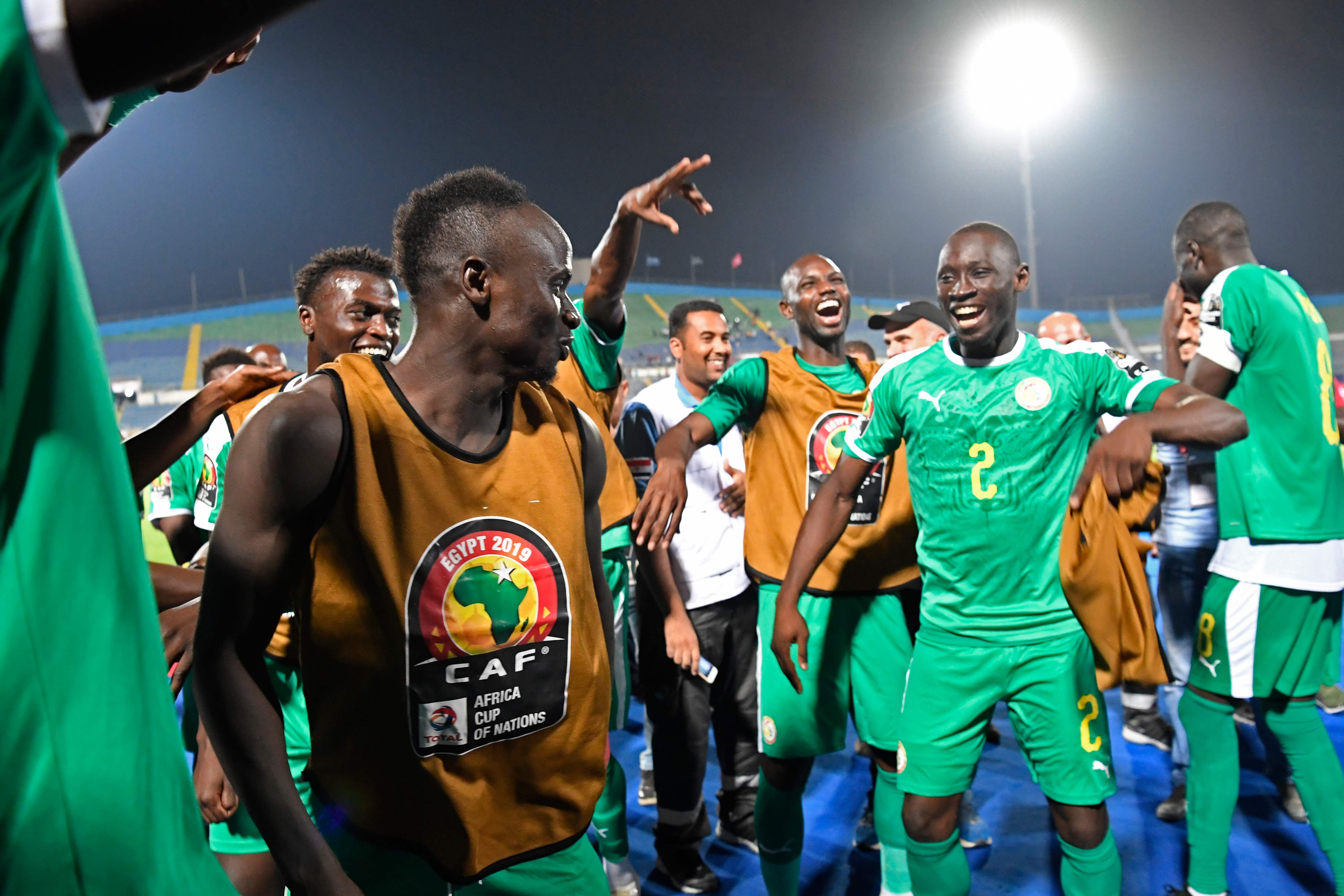 Selebasi para pemain Senegal usai dipastikan berhasil melaju ke final Piala Afrika.
